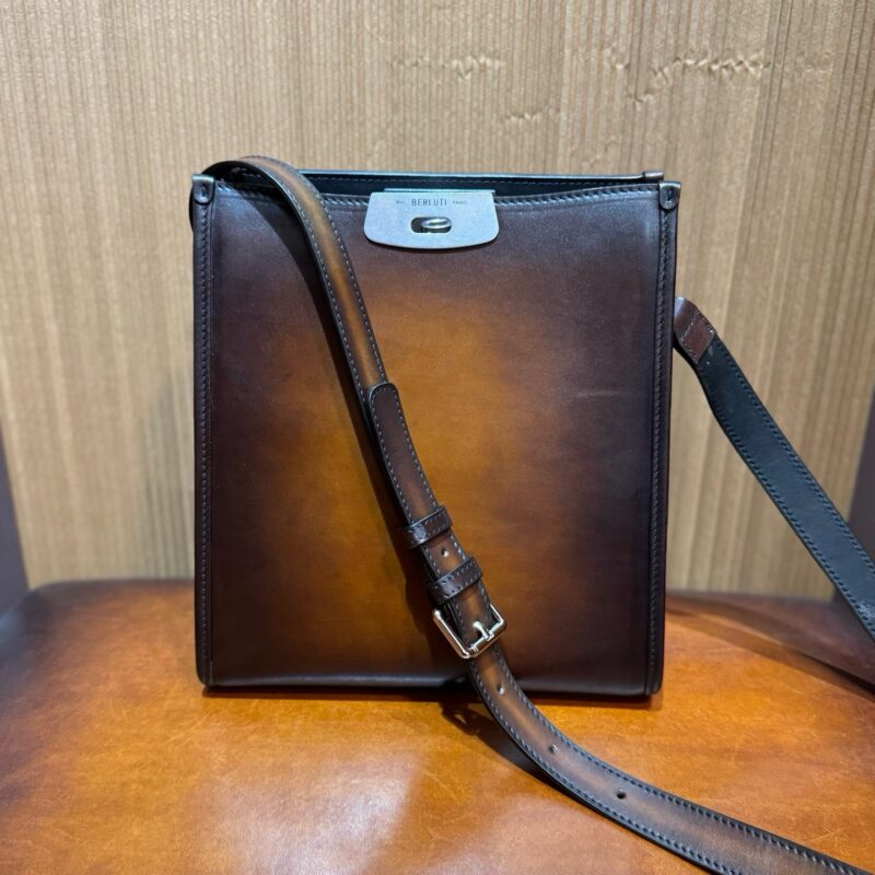 Berluti men bad