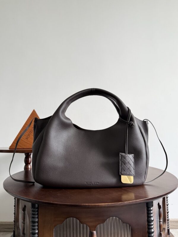 Bottega Veneta bag authentic quality 2025