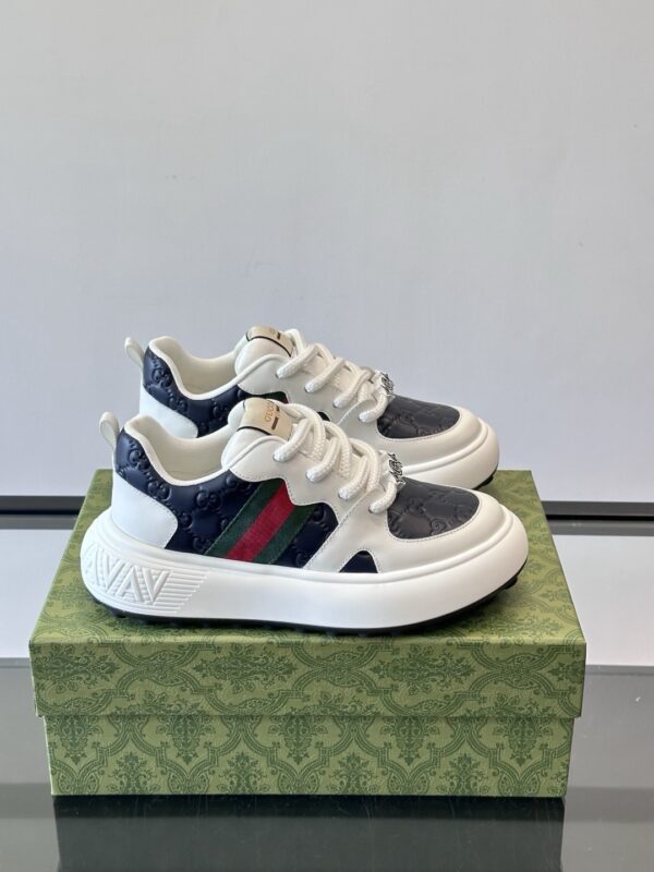 Gucci authentic quality sneakers 2025