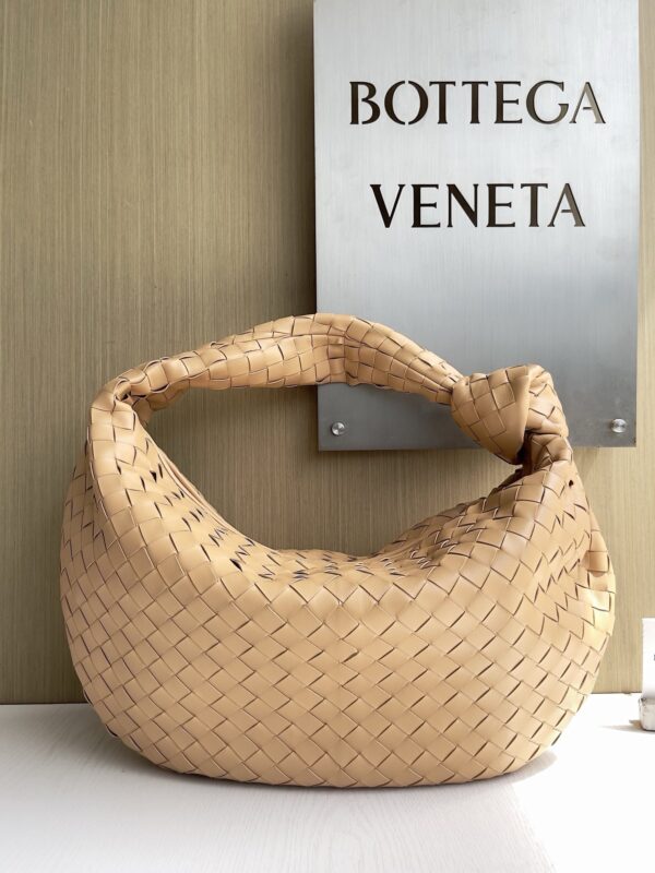 Bottega Veneta bag authentic quality 2025