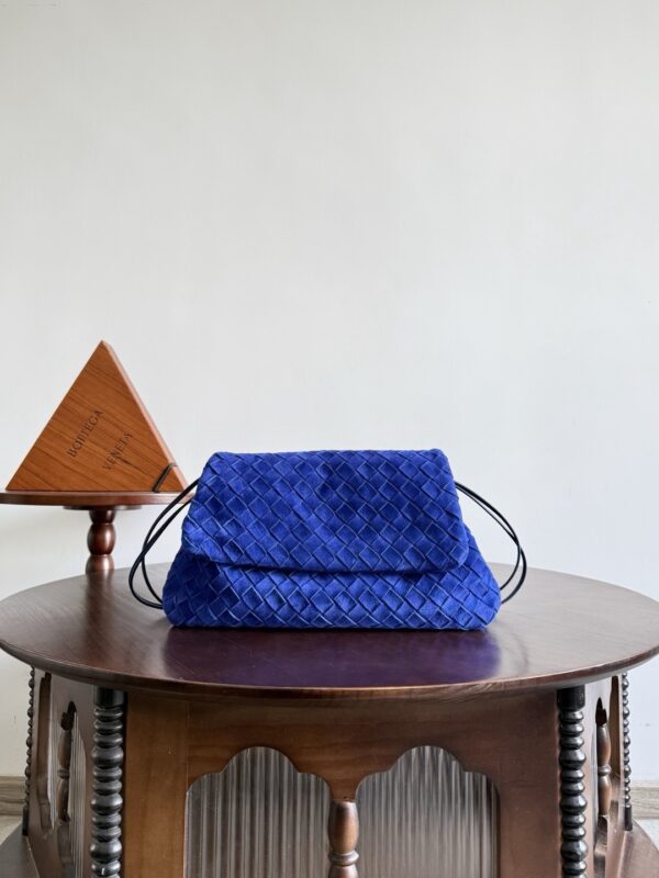 Bottega Veneta bag authentic quality 2025