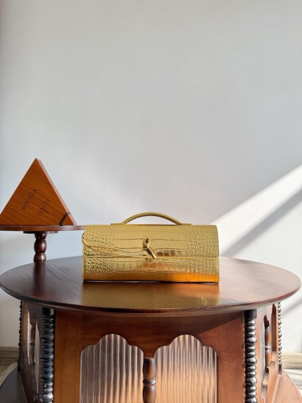 Bottega Veneta bag authentic quality 2025