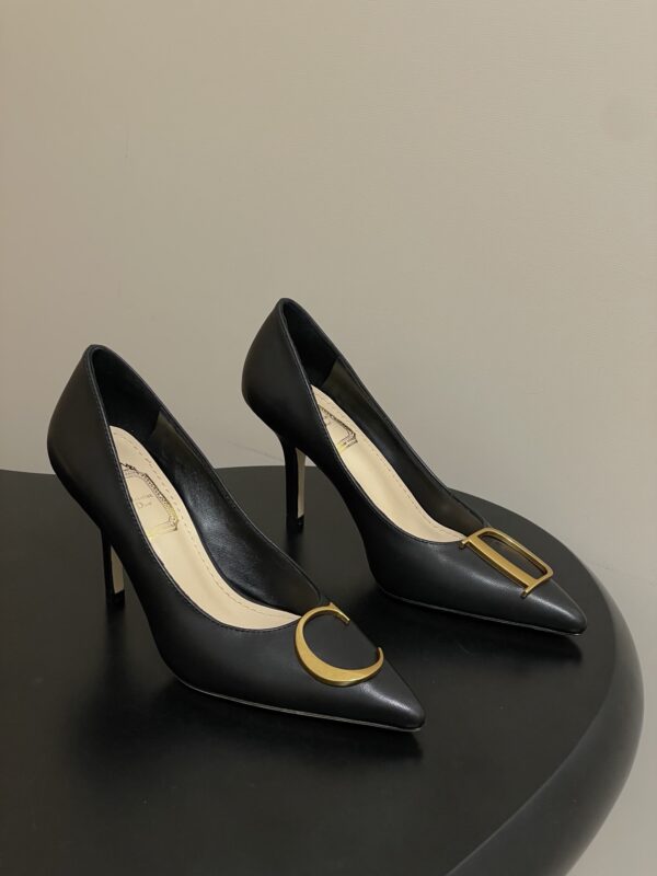 Christian Dior authentic quality shoes 2025