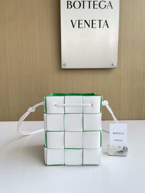 Bottega Veneta bag authentic quality 2025