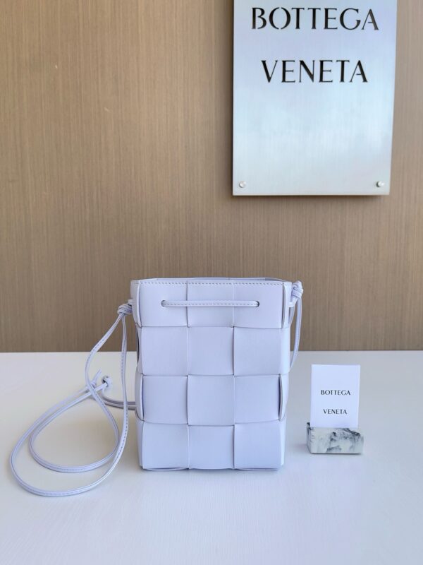 Bottega Veneta bag authentic quality 2025