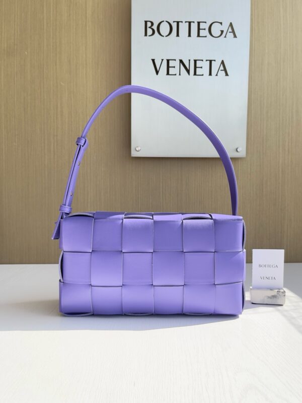 Bottega Veneta bag authentic quality 2025