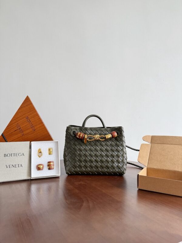 Bottega Veneta bag authentic quality 2025