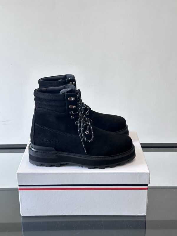 Moncler authentic quality boots 2025