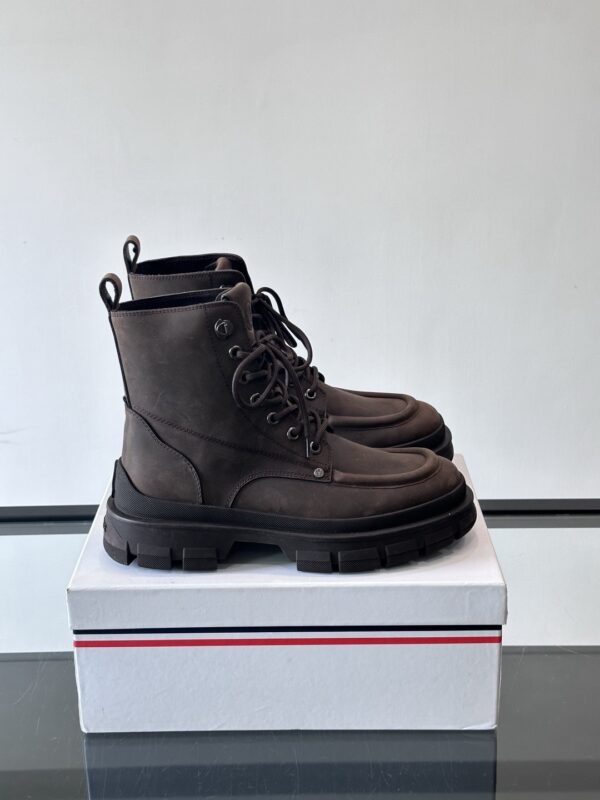 Moncler authentic quality boots 2025