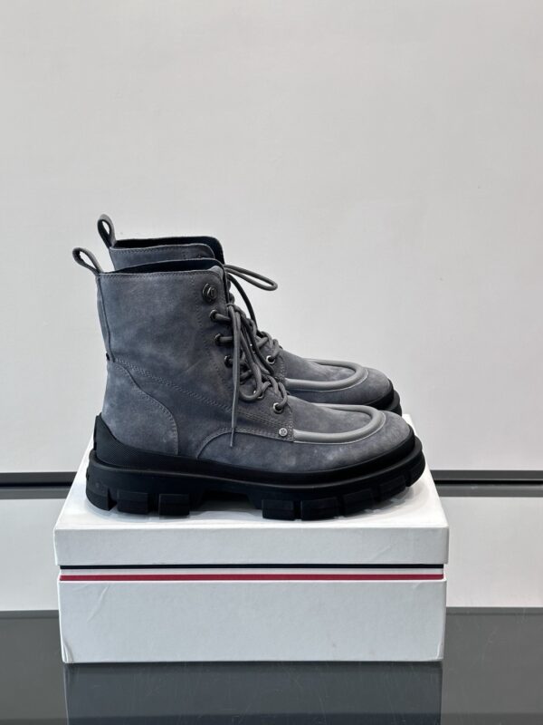 Moncler authentic quality boots 2025