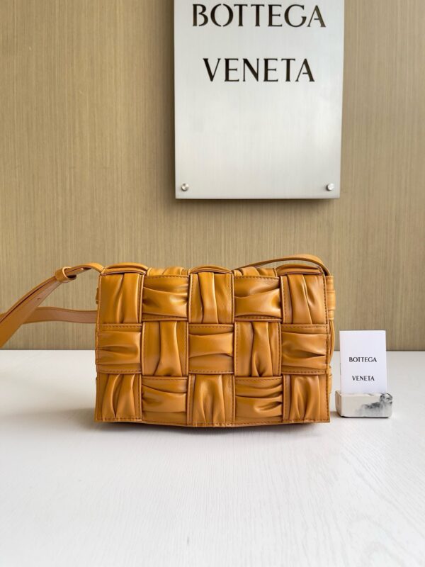 Bottega Veneta bag authentic quality 2025