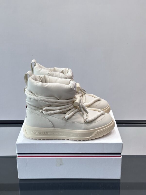 Moncler authentic quality boots 2025