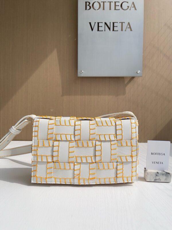 Bottega Veneta bag authentic quality 2025