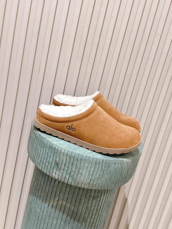 Alo authentic quality shoes 2025