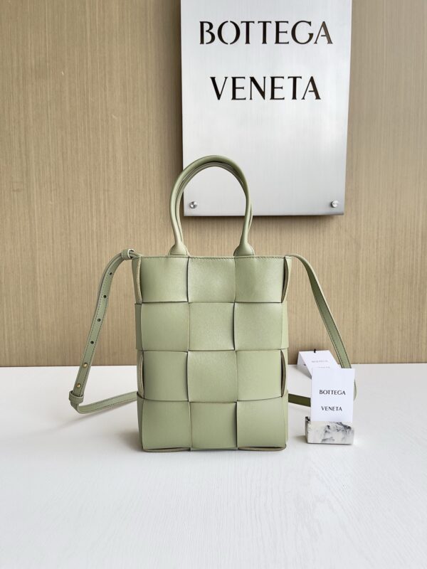 Bottega Veneta bag authentic quality 2025