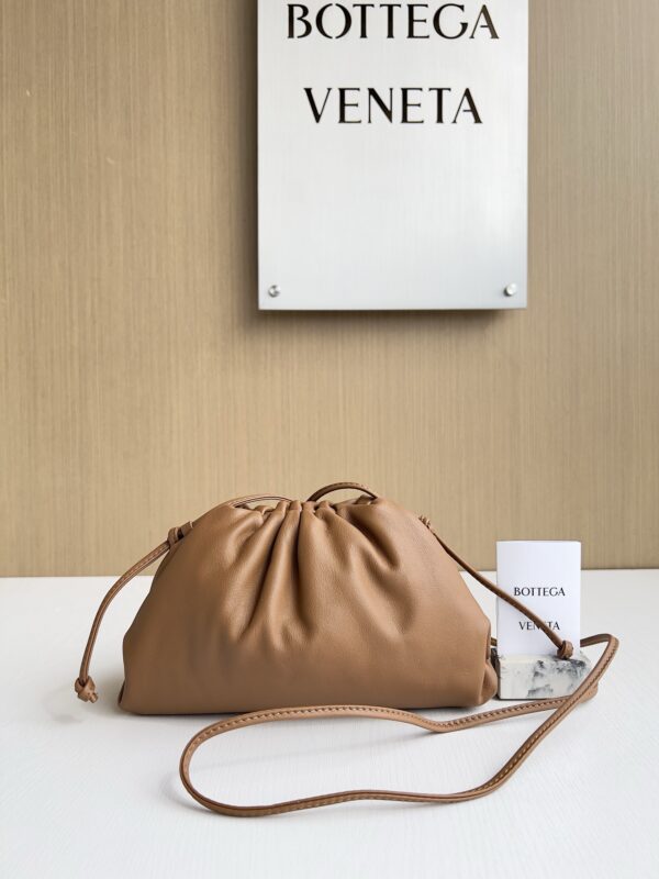 Bottega Veneta bag authentic quality 2025
