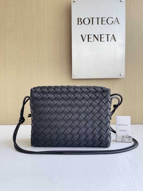 Bottega Veneta bag authentic quality 2025