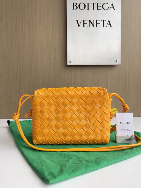 Bottega Veneta bag authentic quality 2025