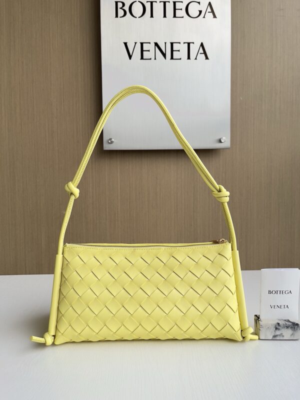 Bottega Veneta bag authentic quality 2025