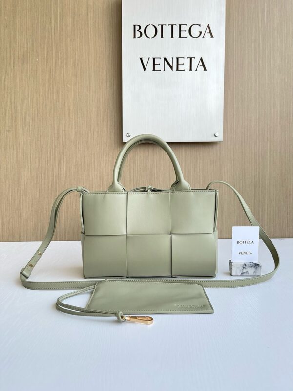 Bottega Veneta bag authentic quality 2025