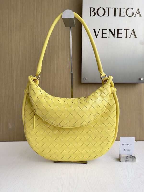 Bottega Veneta bag authentic quality 2025