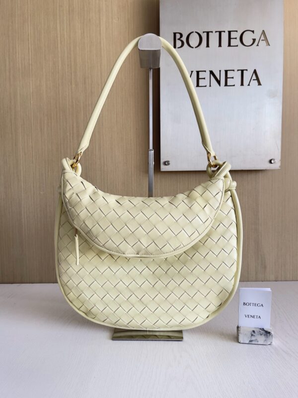 Bottega Veneta bag authentic quality 2025