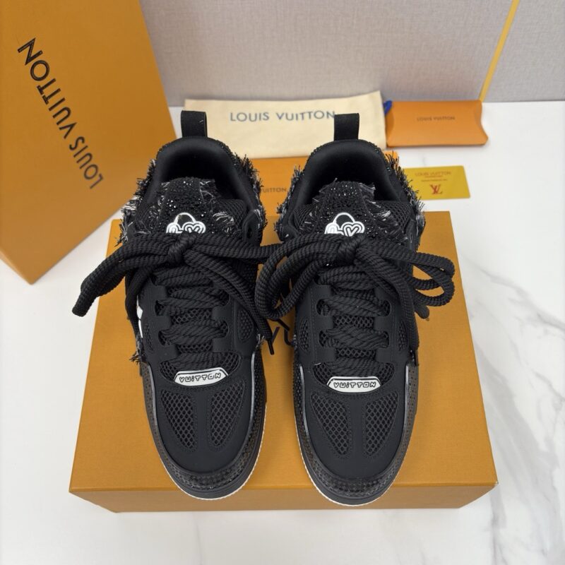 Louis Vuitton men sneakers