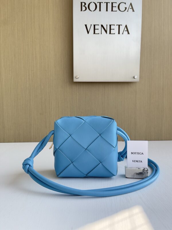 Bottega Veneta bag authentic quality 2025