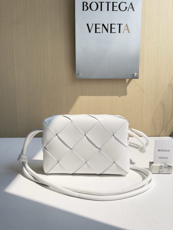 Bottega Veneta bag authentic quality 2025
