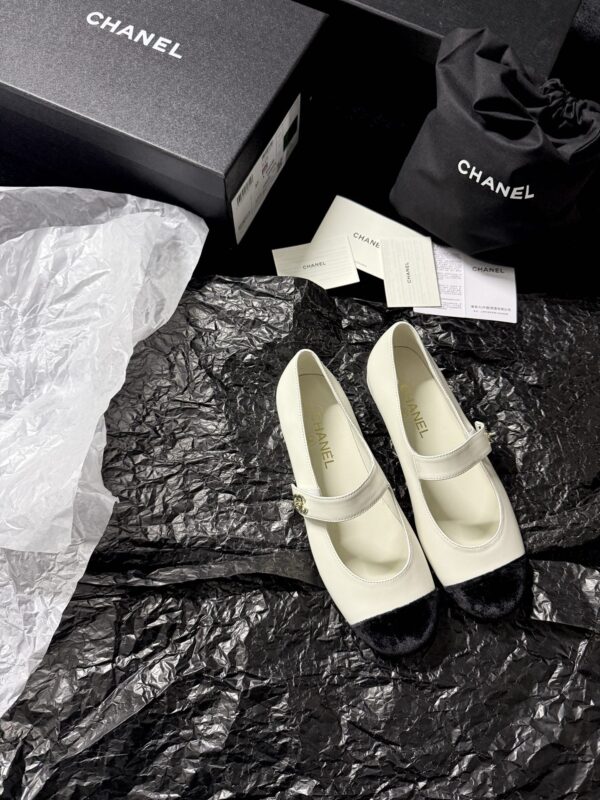 Chanel authentic quality shoes 2025