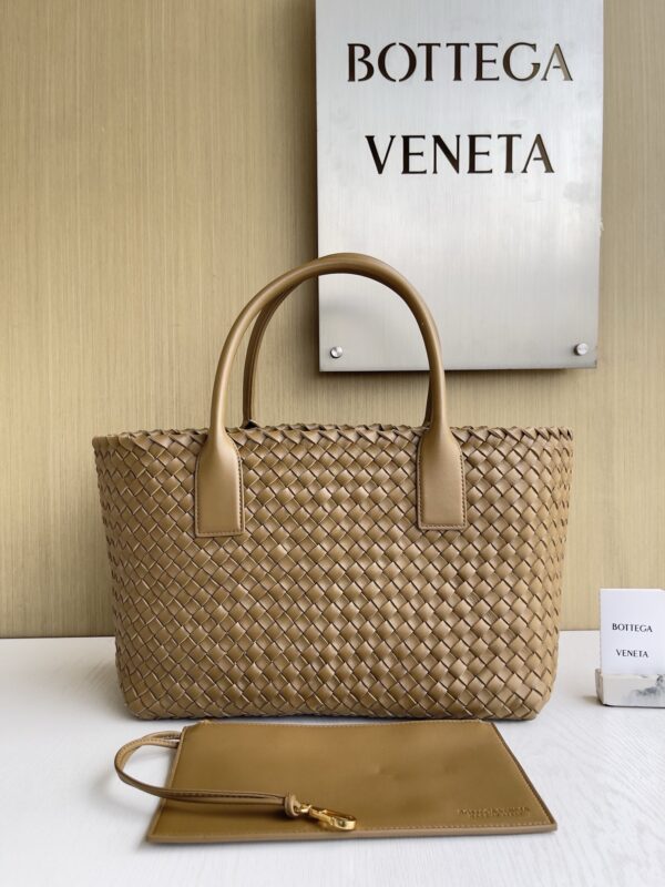 Bottega Veneta bag authentic quality 2025