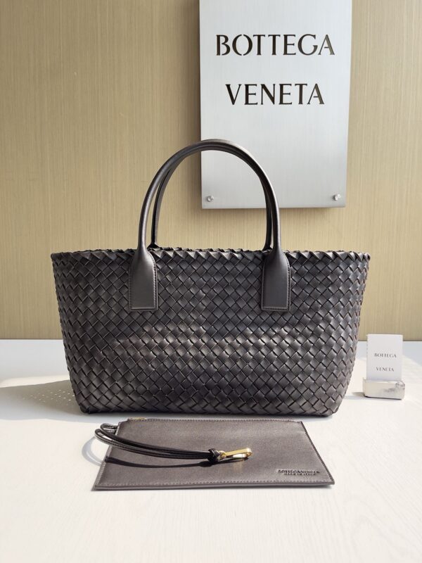Bottega Veneta bag authentic quality 2025