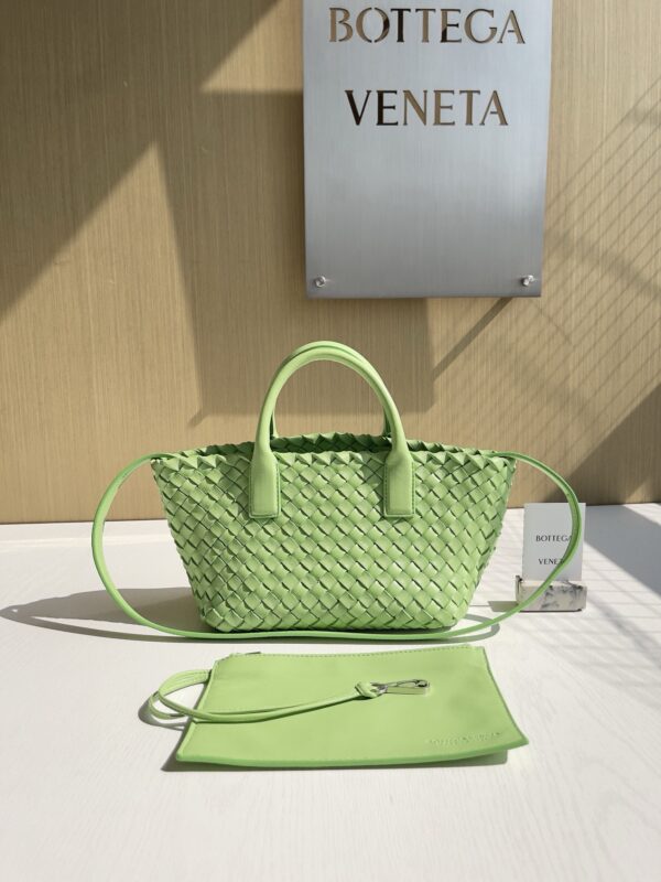 Bottega Veneta bag authentic quality 2025