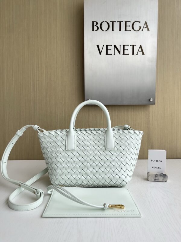 Bottega Veneta bag authentic quality 2025