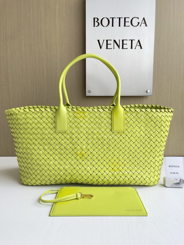 Bottega Veneta bag authentic quality 2025