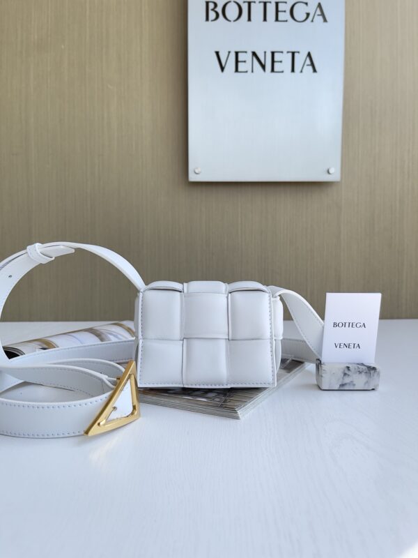 Bottega Veneta bag authentic quality 2025