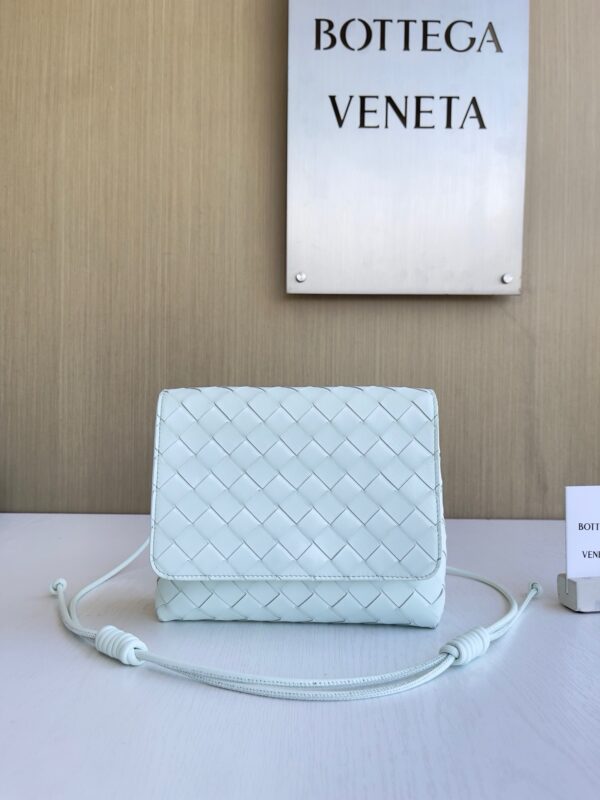 Bottega Veneta bag authentic quality 2025