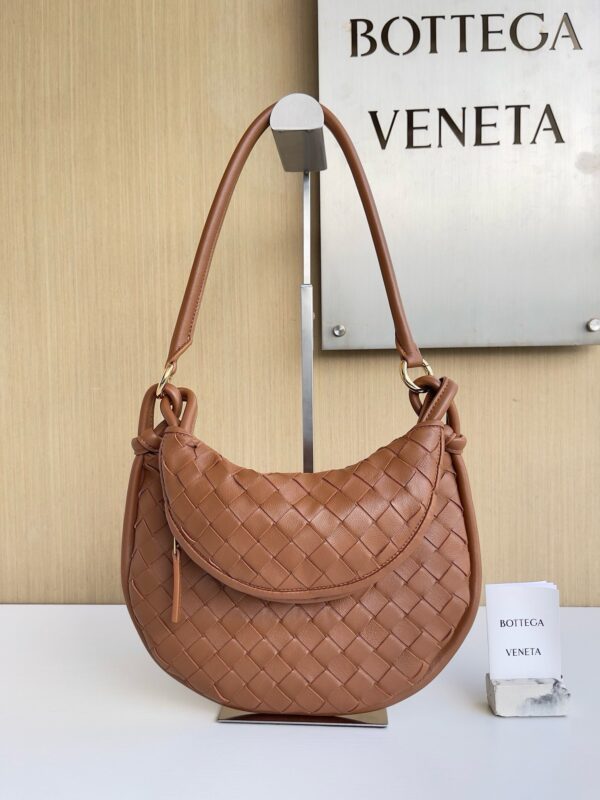 Bottega Veneta bag authentic quality 2025