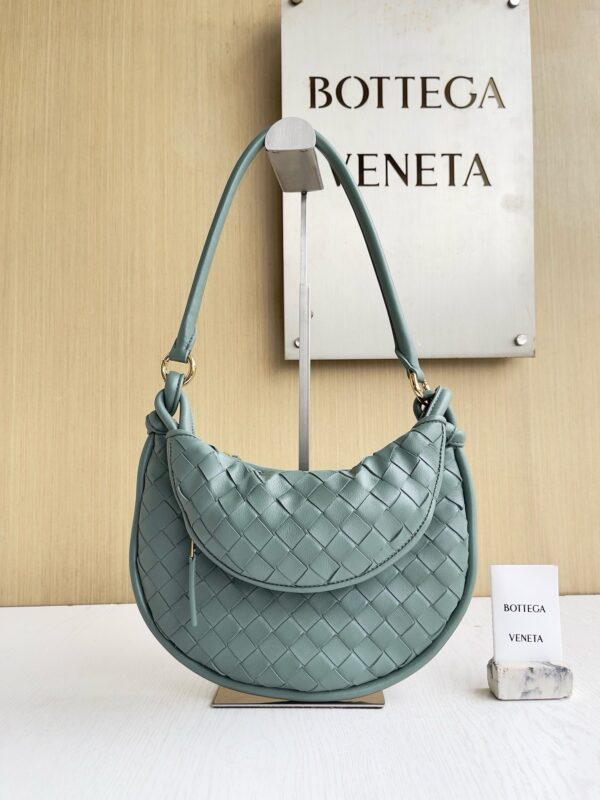 Bottega Veneta bag authentic quality 2025