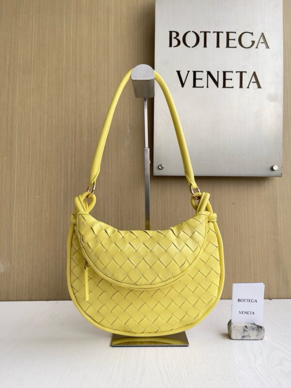 Bottega Veneta bag authentic quality 2025