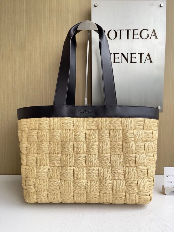 Bottega Veneta bag authentic quality 2025
