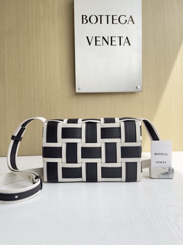 Bottega Veneta bag authentic quality 2025