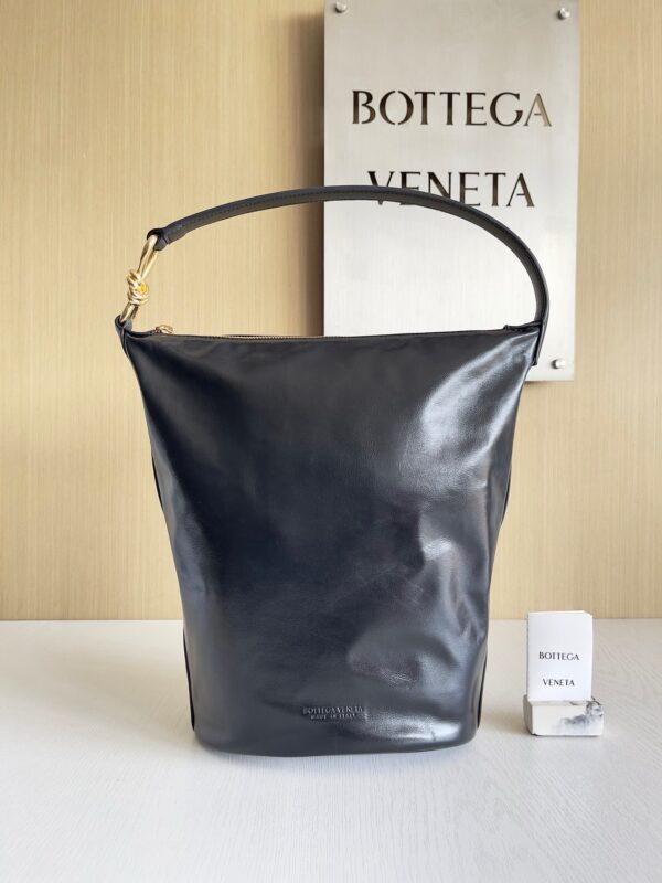 Bottega Veneta bag authentic quality 2025