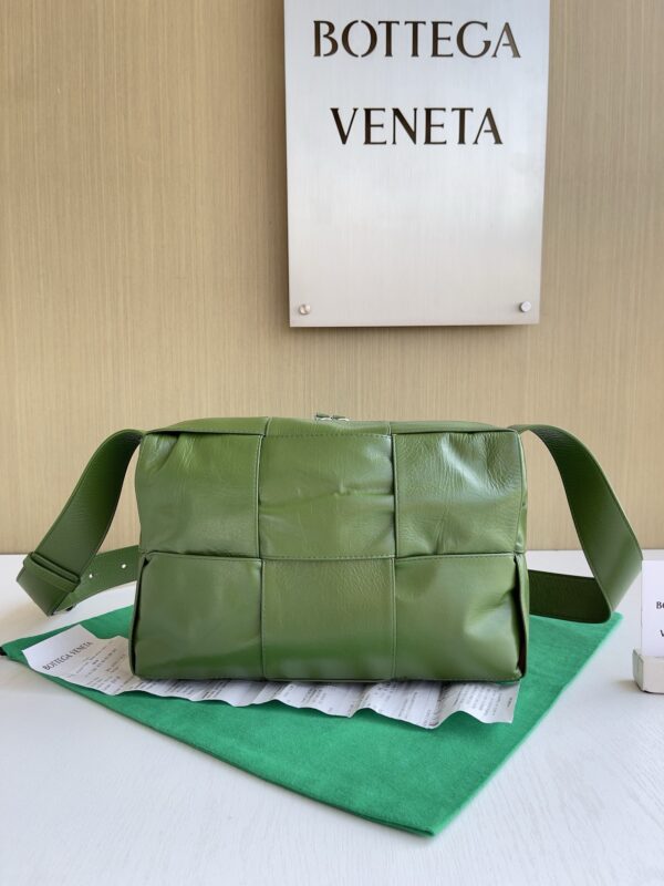 Bottega Veneta bag authentic quality 2025