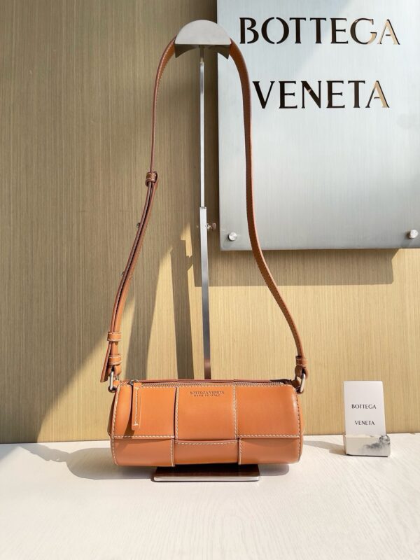 Bottega Veneta bag authentic quality 2025