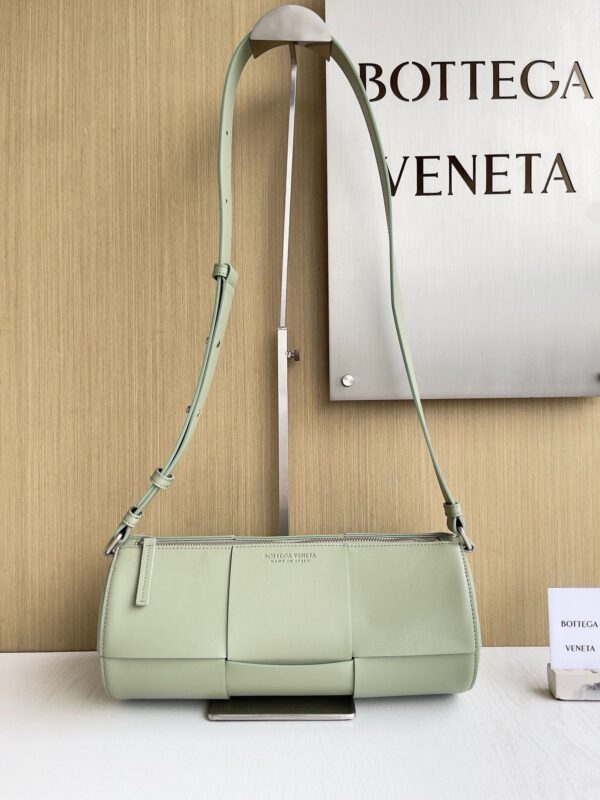 Bottega Veneta bag authentic quality 2025