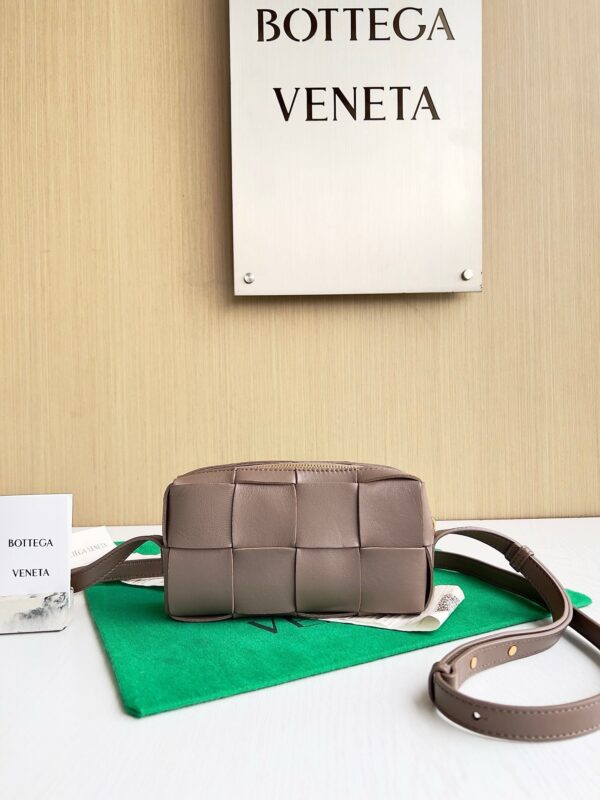 Bottega Veneta bag authentic quality 2025