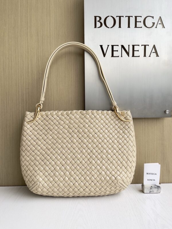 Bottega Veneta bag authentic quality 2025
