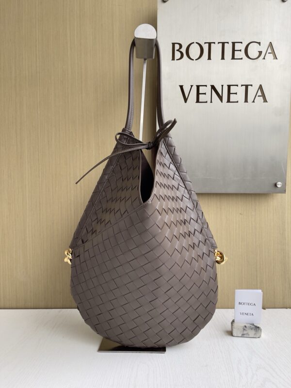 Bottega Veneta bag authentic quality 2025