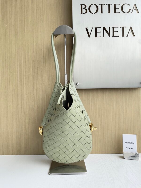 Bottega Veneta bag authentic quality 2025